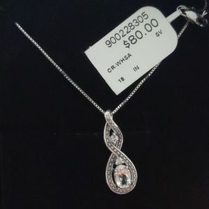 Sterling silver white saphire pendent